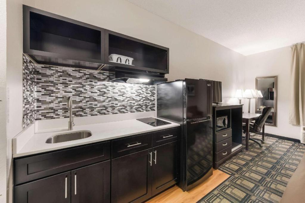 Suburban Studios Mason Hwy 42 Εξωτερικό φωτογραφία