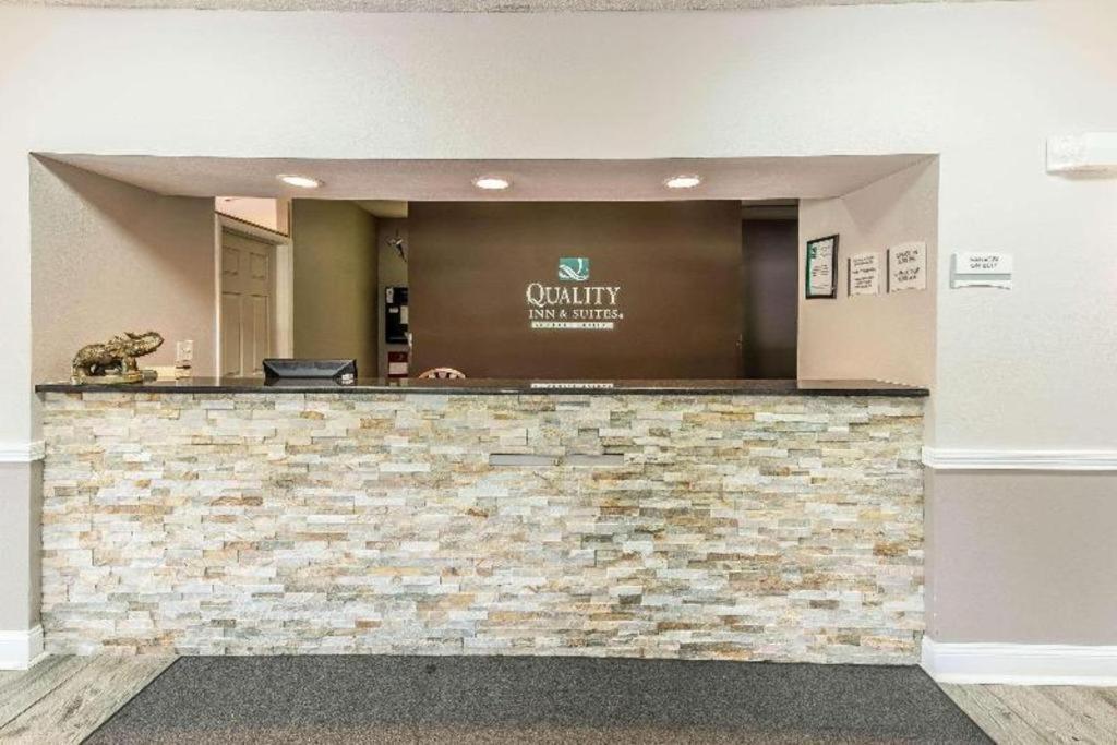 Suburban Studios Mason Hwy 42 Εξωτερικό φωτογραφία