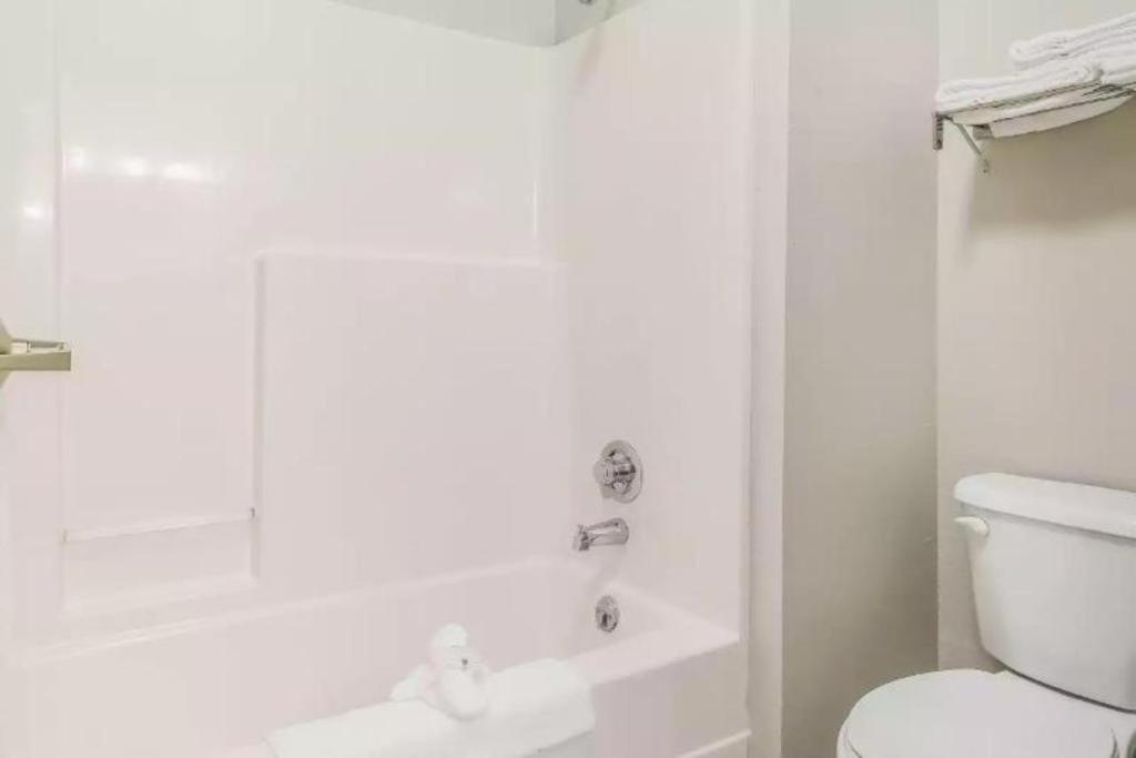 Suburban Studios Mason Hwy 42 Εξωτερικό φωτογραφία